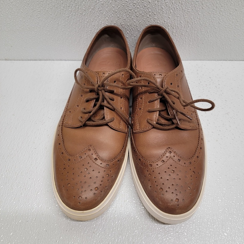 Clarks Mens Calderon Limit Sneaker Oxford Size 8.5 M Tan Leather Wingtip Shoe